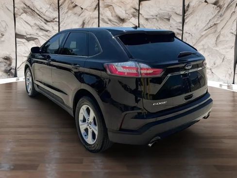 Used 2020 Ford Edge SE AWD/4WD image 5