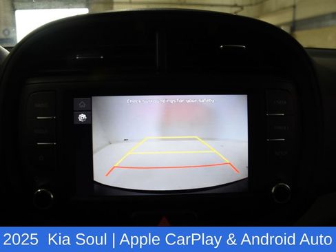 Used 2025 Kia Soul LX w/ LX Technology Package FWD image 20