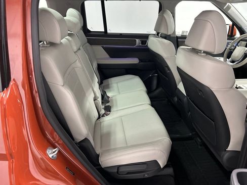 Used 2024 Hyundai Santa Fe Limited FWD image 19