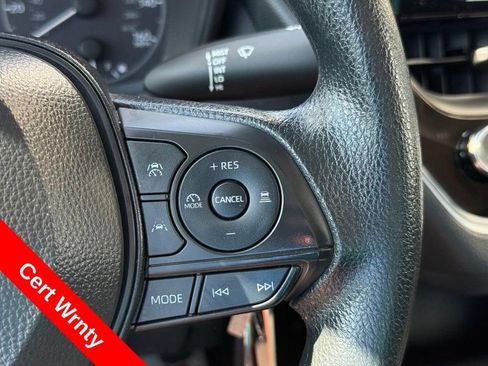 Used 2025 Toyota Corolla LE FWD image 21
