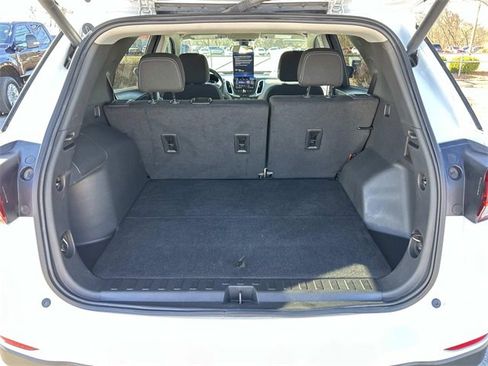 Used 2023 Chevrolet Equinox LT image 22