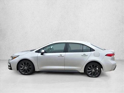 Used 2024 Toyota Corolla SE FWD image 8