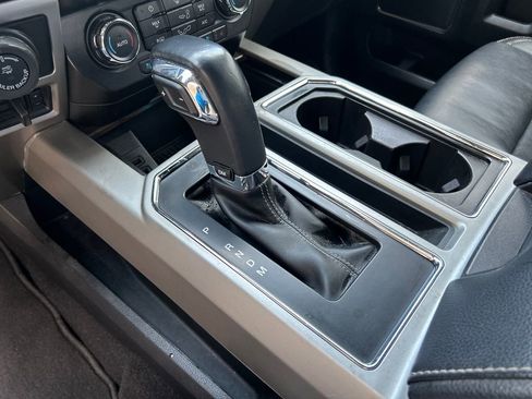 Used 2019 Ford F150 Lariat image 19