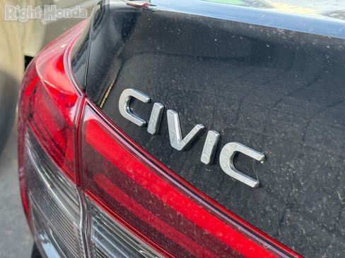 Used 2024 Honda Civic Sport image 12