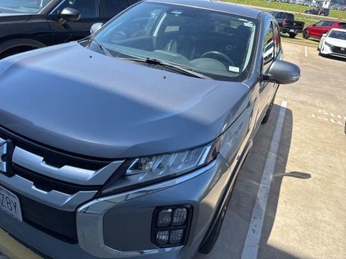 Used 2021 Mitsubishi Outlander Sport SE FWD image 1