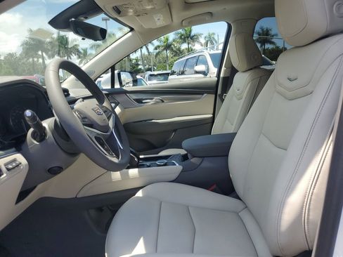 New 2025 Cadillac XT5 Premium Luxury w/ Technology Package image 18