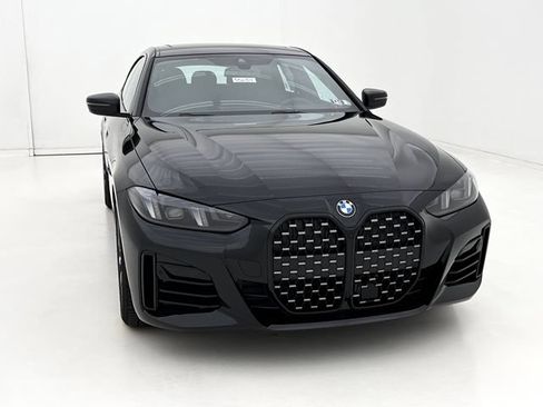 New 2026 BMW 430i xDrive w/ M Sport Package AWD/4WD image 3