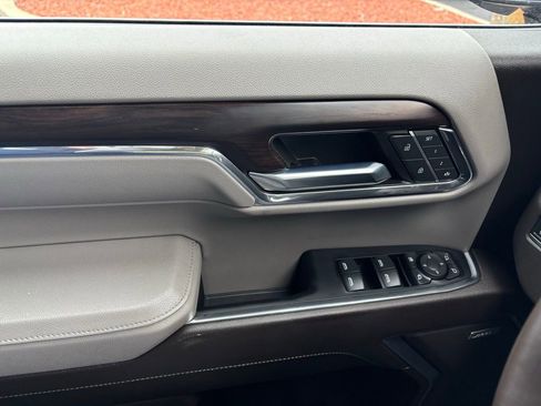 Used 2023 GMC Sierra 1500 SLT w/ SLT Premium Package image 28