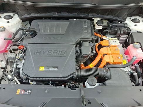 Certified 2025 Kia Niro LX image 26