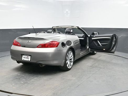 Used 2009 INFINITI G37 Convertible w/ Premium Pkg RWD image 40