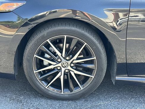 Used 2024 Toyota Camry SE FWD image 12
