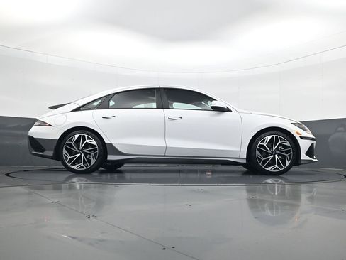 Certified 2023 Hyundai Ioniq 6 SEL image 24