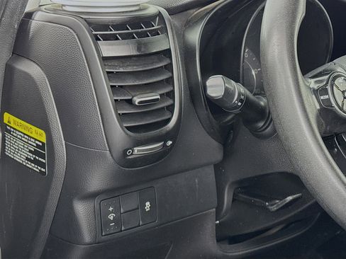 Used 2016 Kia Soul Base image 10
