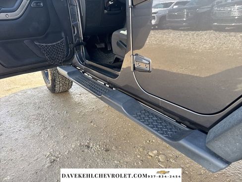 Used 2017 Jeep Wrangler Unlimited Sport image 37