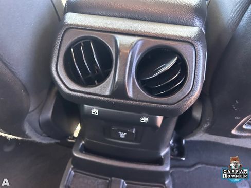Certified 2024 Jeep Wrangler Unlimited Rubicon 4xe AWD/4WD image 16