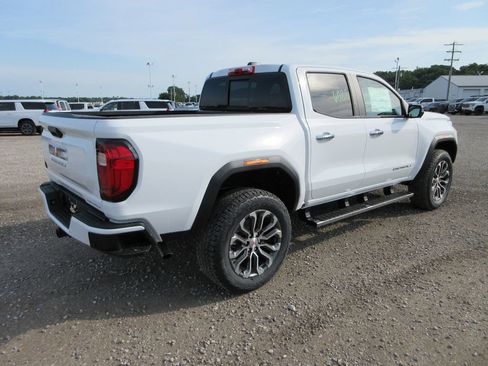 New 2026 GMC Canyon Denali AWD/4WD image 5