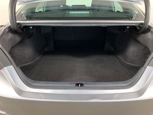 Used 2024 Toyota Camry SE image 13