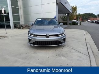 Used 2025 Volkswagen Jetta SEL FWD video 3