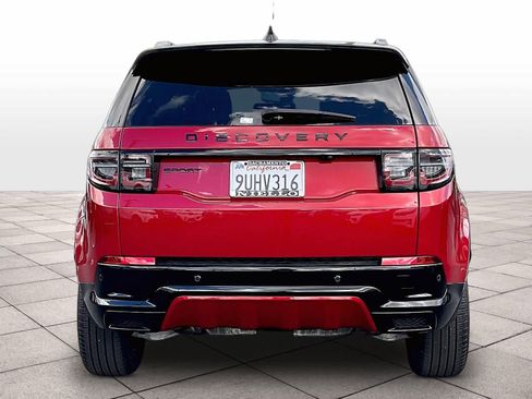 Used 2025 Land Rover Discovery Sport Dynamic SE AWD/4WD image 5