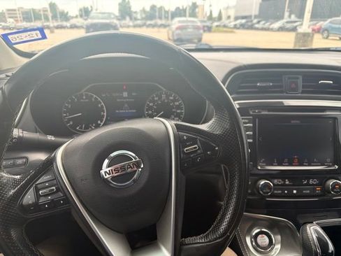 Used 2021 Nissan Maxima Platinum w/ Sport Mat Group FWD image 8