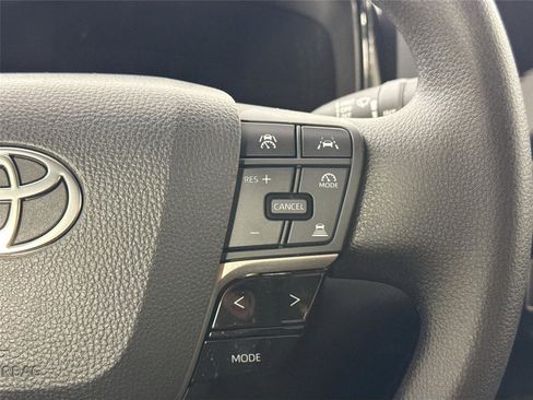 Certified 2025 Toyota Camry LE image 18