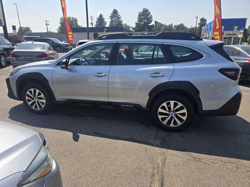 Used 2023 Subaru Outback AWD/4WD image 31