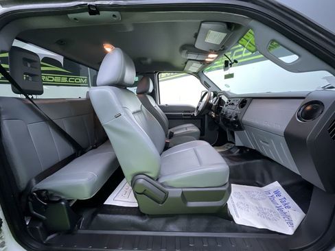 Used 2016 Ford F250 XL w/ Power Equipment Group image 25