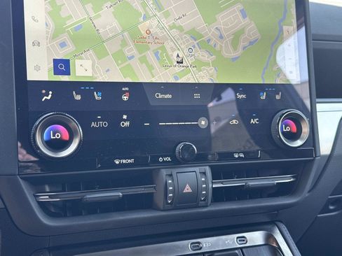 Certified 2025 Lexus GX 550 AWD/4WD image 24