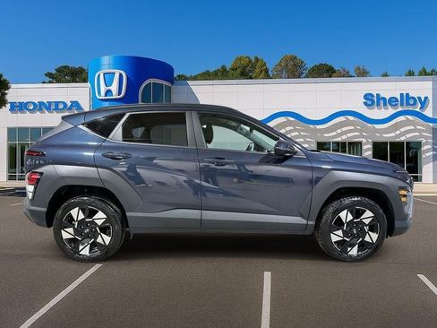 Used 2025 Hyundai Kona SEL AWD/4WD image 8