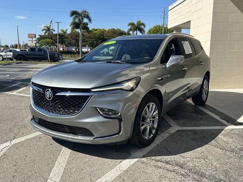 Used 2023 Buick Enclave Avenir w/ Avenir Technology Package image 2