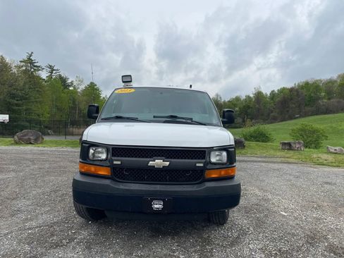 Used 2013 Chevrolet Express 3500 RWD image 1