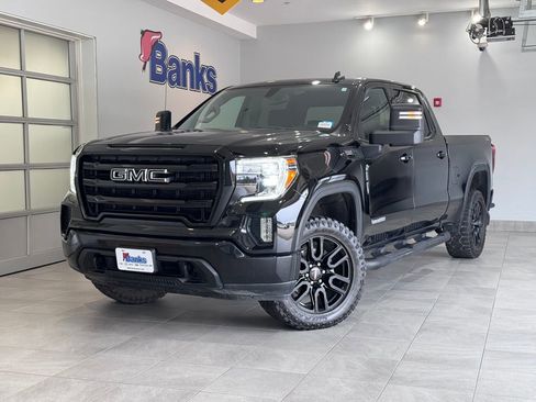 Used 2021 GMC Sierra 1500 Elevation w/ Preferred Package image 2