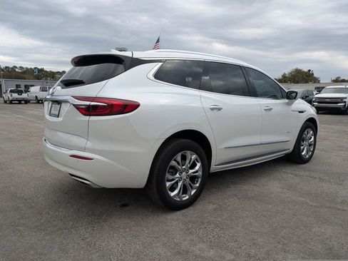 Certified 2021 Buick Enclave Avenir w/ Avenir Technology Package image 8