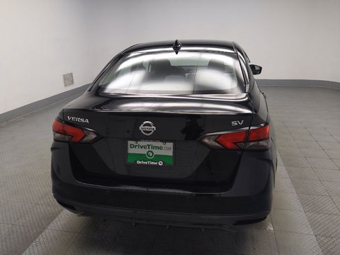 Used 2021 Nissan Versa SV FWD image 7
