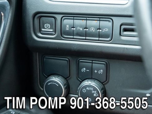 Used 2021 Chevrolet Suburban LT RWD image 27