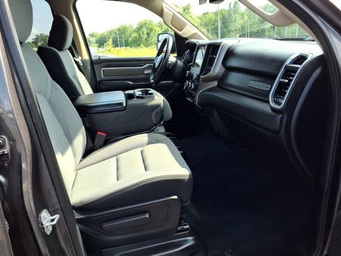 Used 2019 RAM 1500 Big Horn AWD/4WD image 10
