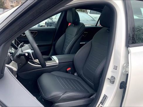 Used 2025 Mercedes-Benz C 300 4MATIC Sedan image 6