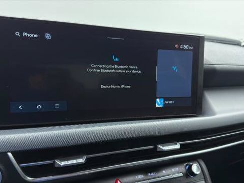 Used 2025 Hyundai Sonata SEL FWD image 26