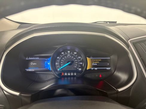 Used 2018 Ford Edge SEL w/ Equipment Group 201A AWD/4WD image 32