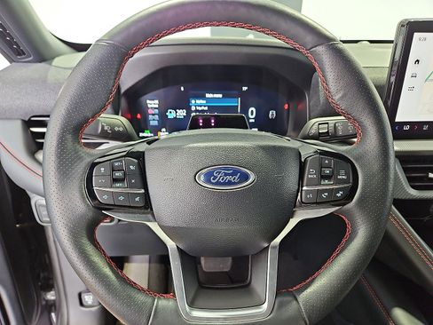 Used 2025 Ford Explorer ST-Line AWD/4WD image 21