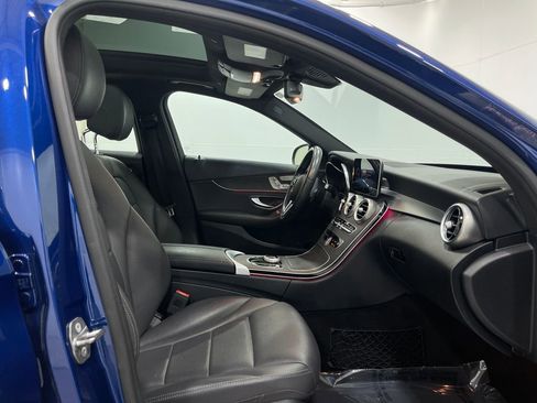 Used 2019 Mercedes-Benz C 300 4MATIC Sedan image 34