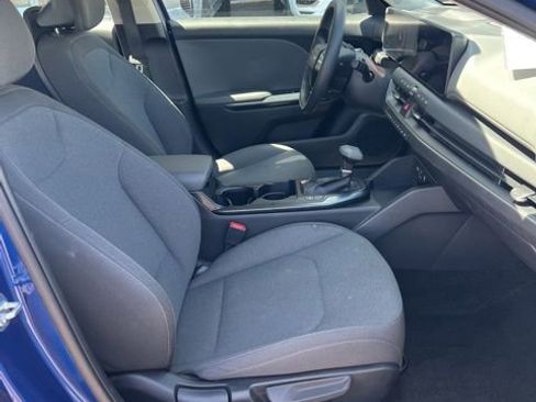 Used 2025 Kia K4 FWD image 29