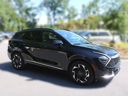 Certified 2025 Kia Sportage SX FWD image 15