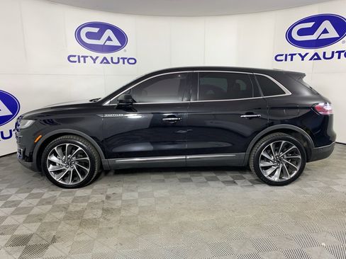 Used 2020 Lincoln Nautilus Reserve w/ Equipment Group 202A image 6