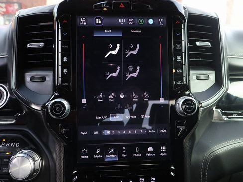 Used 2025 RAM 1500 Limited w/ Body Color Bumper Group image 33