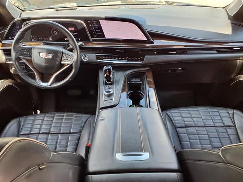 Used 2021 Cadillac Escalade Sport Platinum AWD/4WD image 16