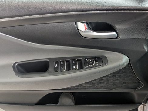 Used 2023 Hyundai Santa Fe SEL image 18