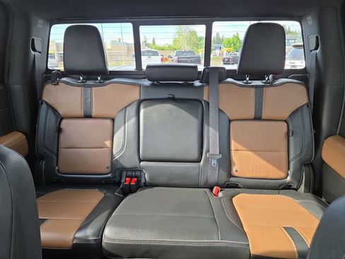 Used 2019 Chevrolet Silverado 1500 High Country AWD/4WD image 31