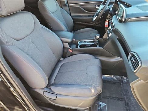 Used 2020 Hyundai Santa Fe SE image 20