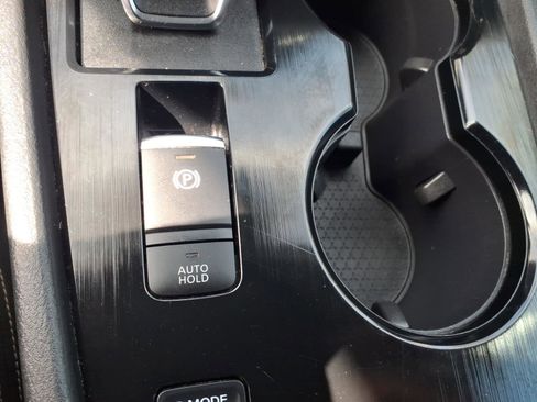 Certified 2023 Nissan Rogue SV image 24